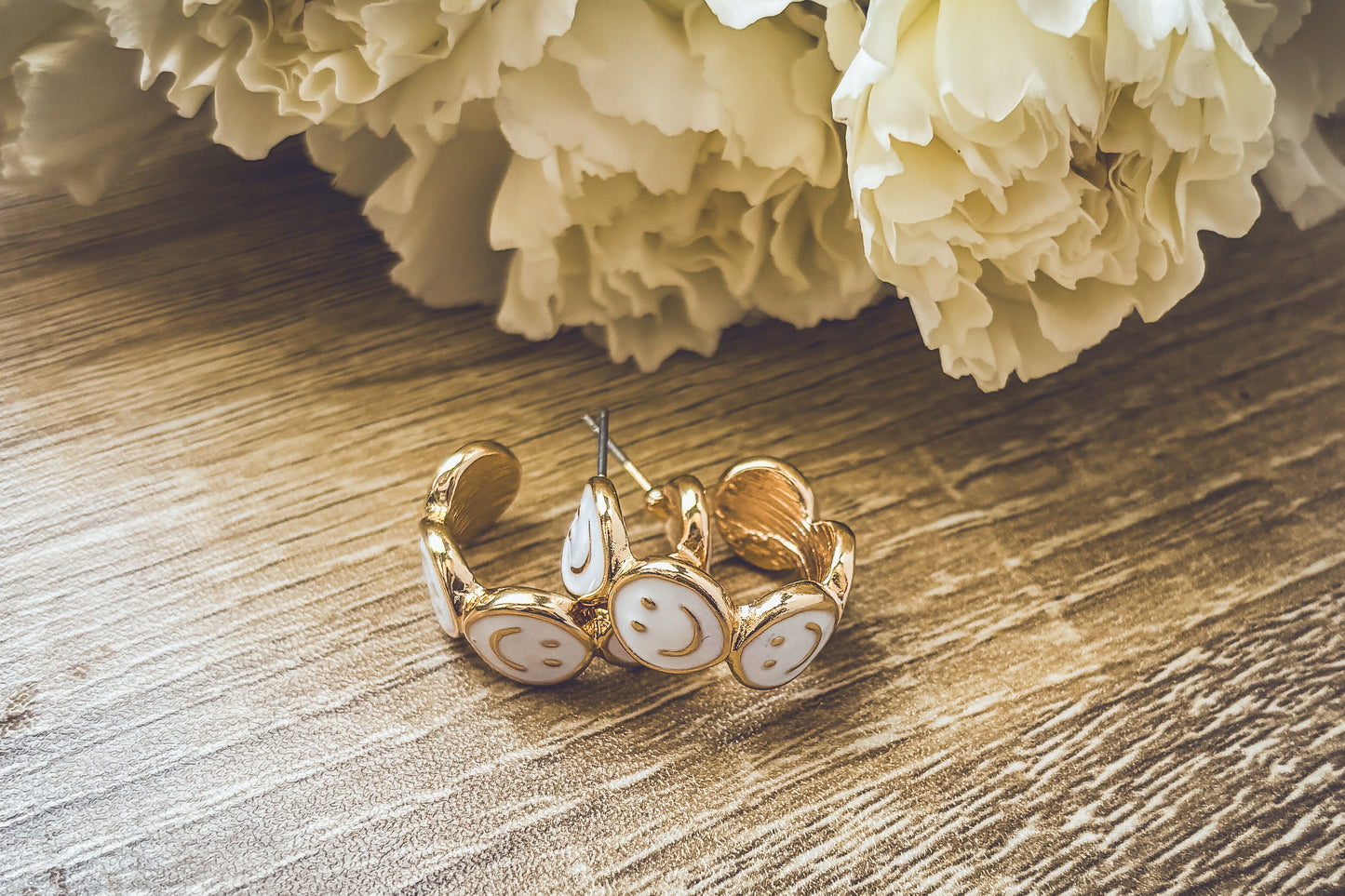 Adorable Smiley Face Hoop Earrings-White