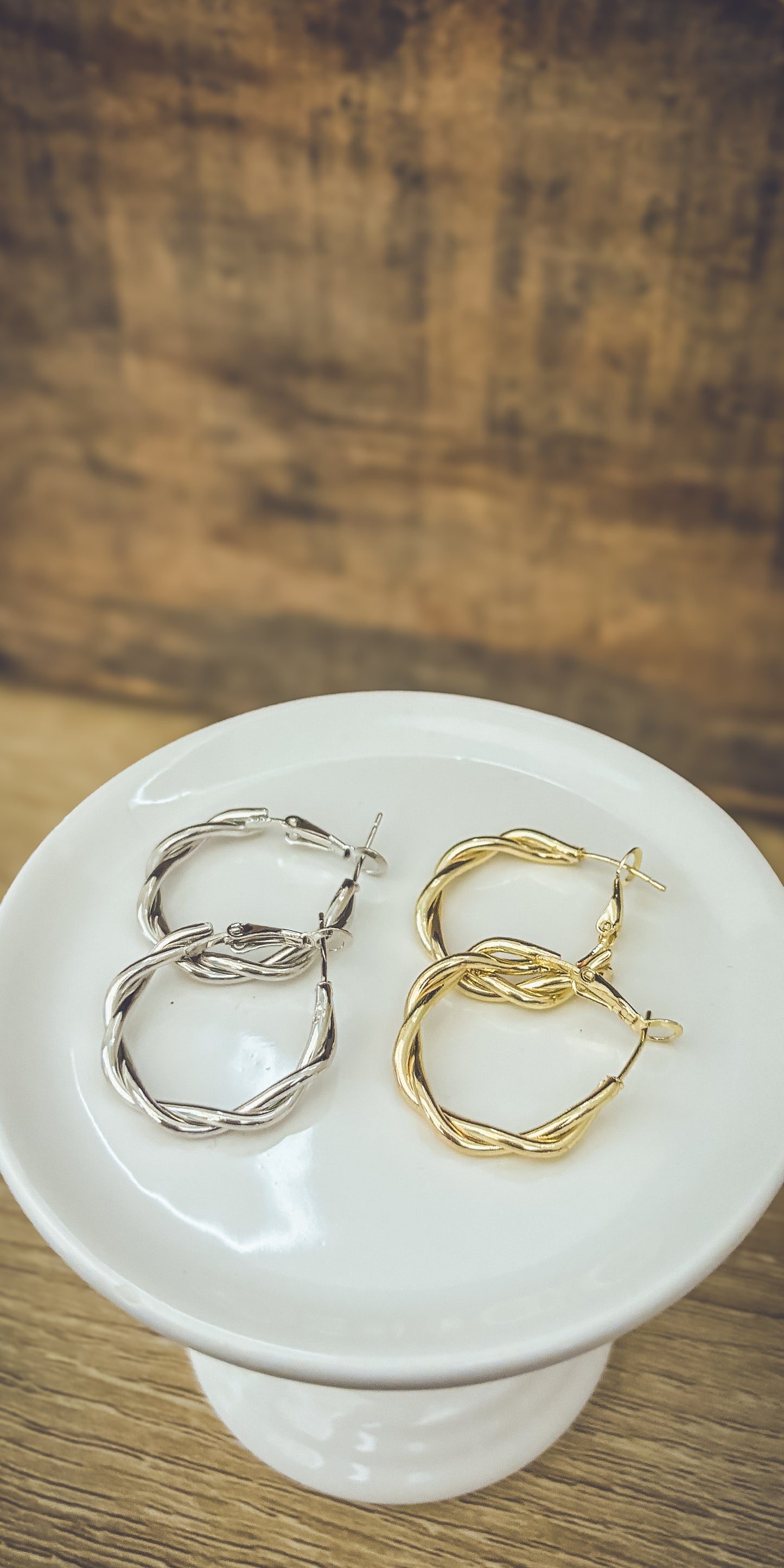 The Everyday Hoop Twist