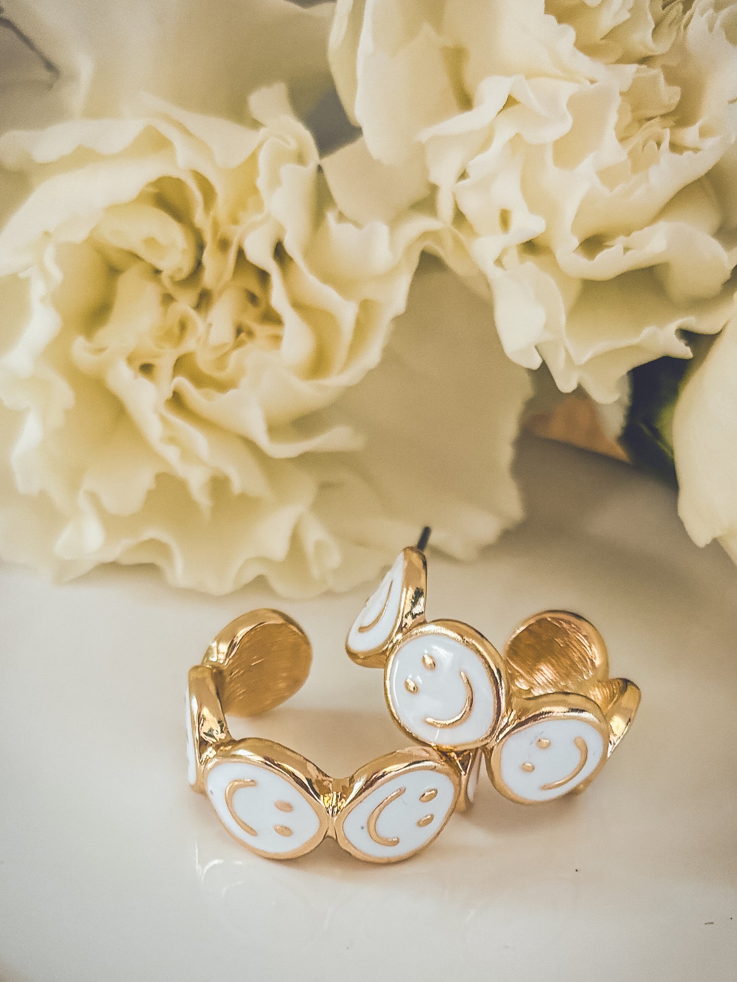 Adorable Smiley Face Hoop Earrings-White