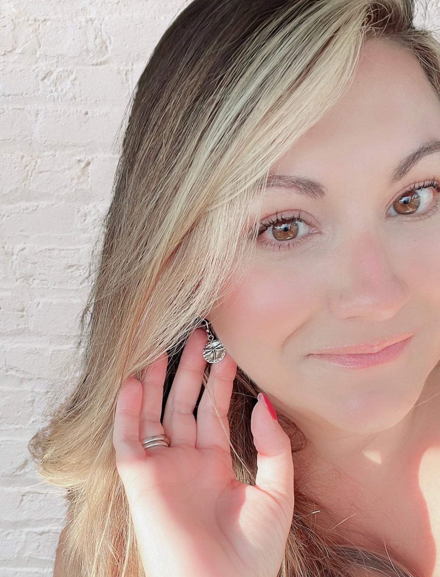 Beautiful Silver Dragonfly Pendant Earrings