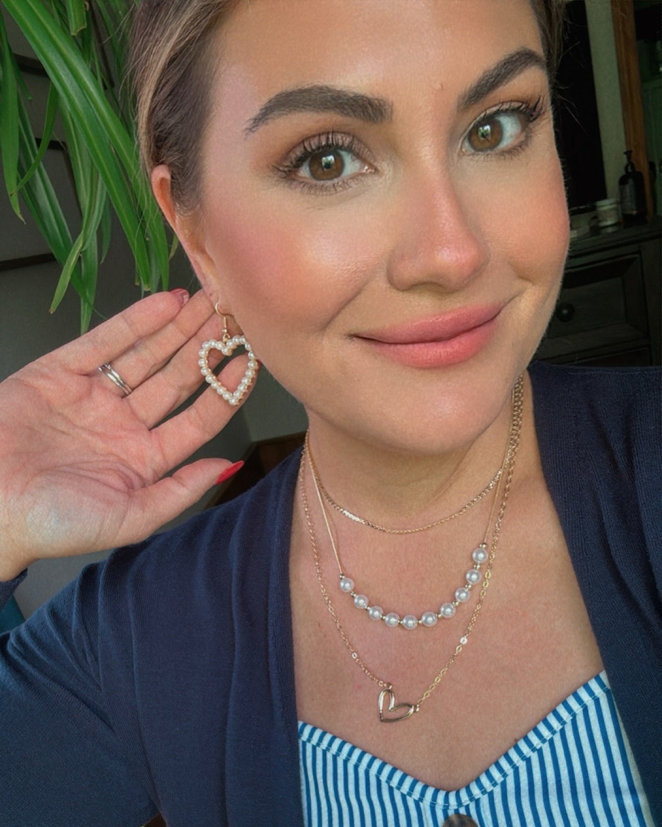 Beautiful Gold and Pearl Heart Earrings