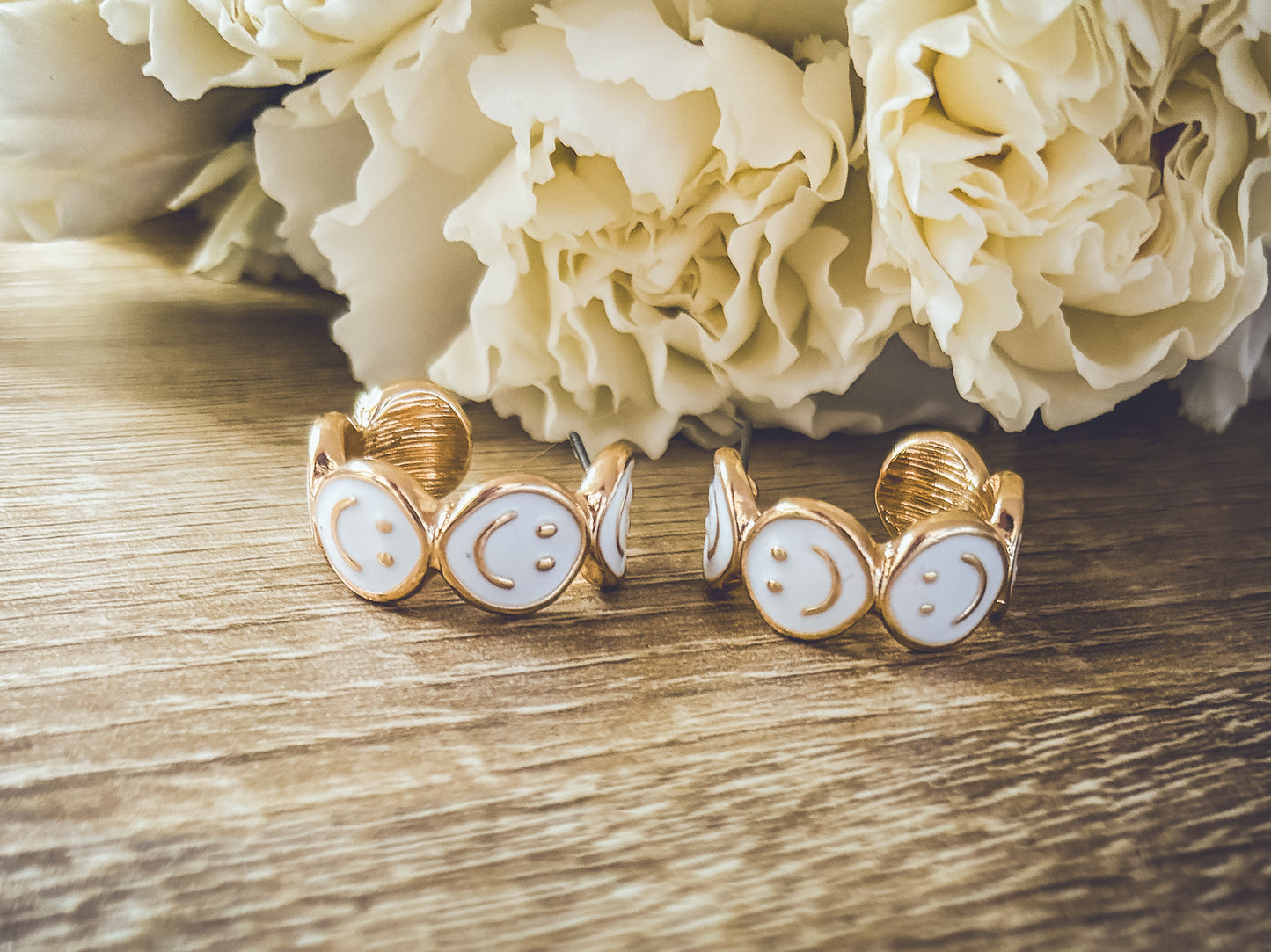 Adorable Smiley Face Hoop Earrings-White