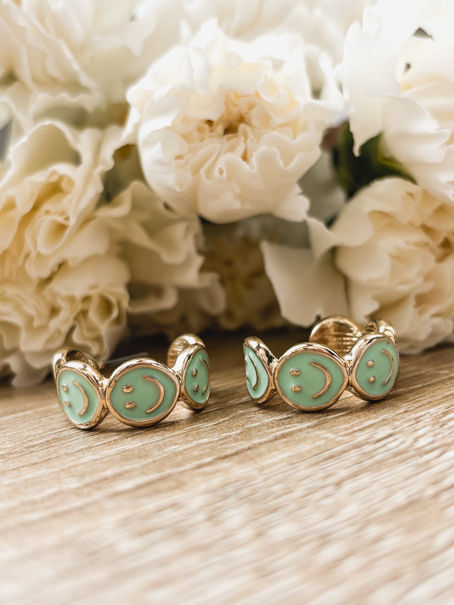 Adorable Smiley Face Hoop Earrings-Mint