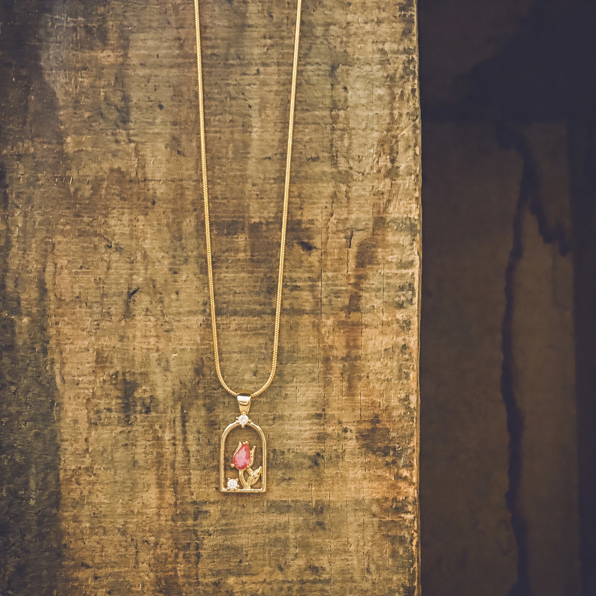 Vintage Rose Garden Necklace