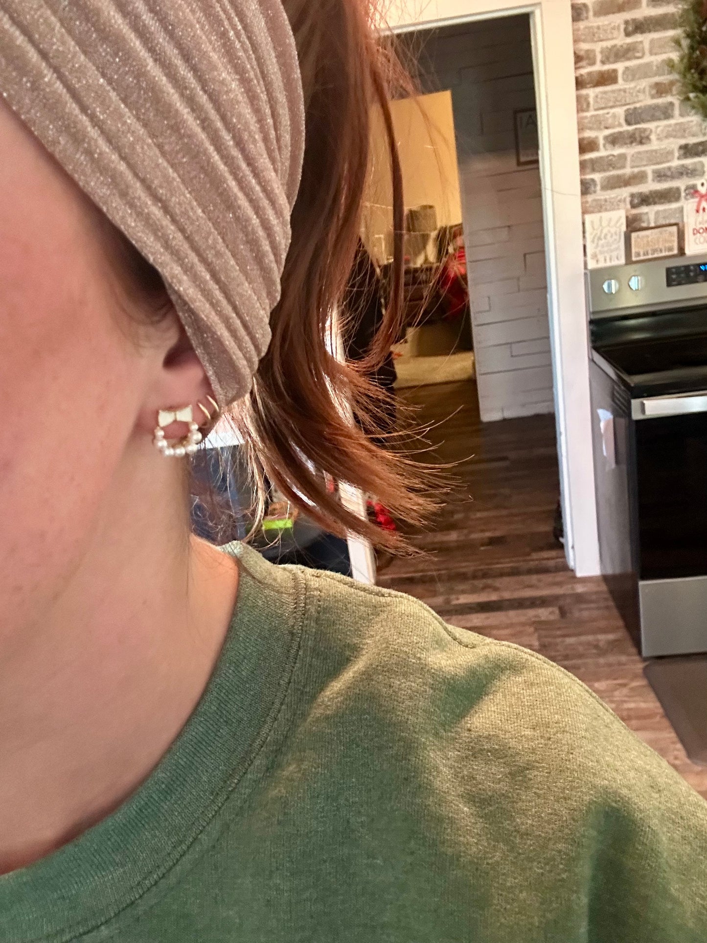 Beautiful Pearl Bow Wreath Earrings