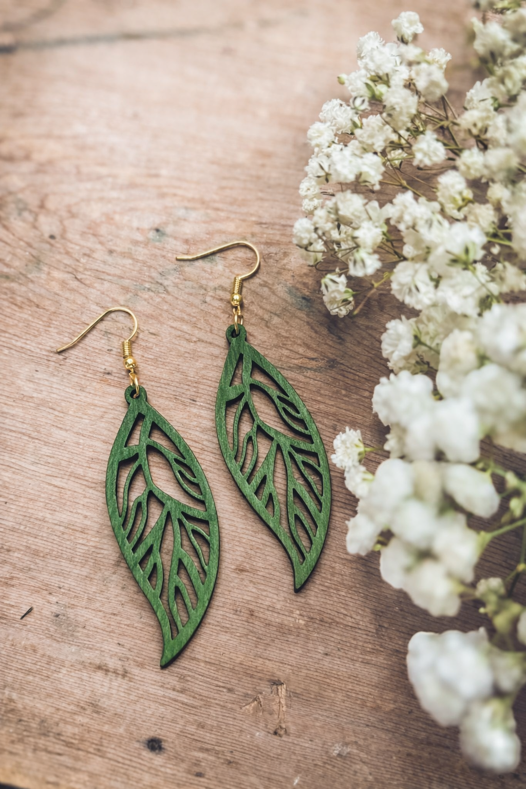 Beautiful Green Wood Leaf Earrings