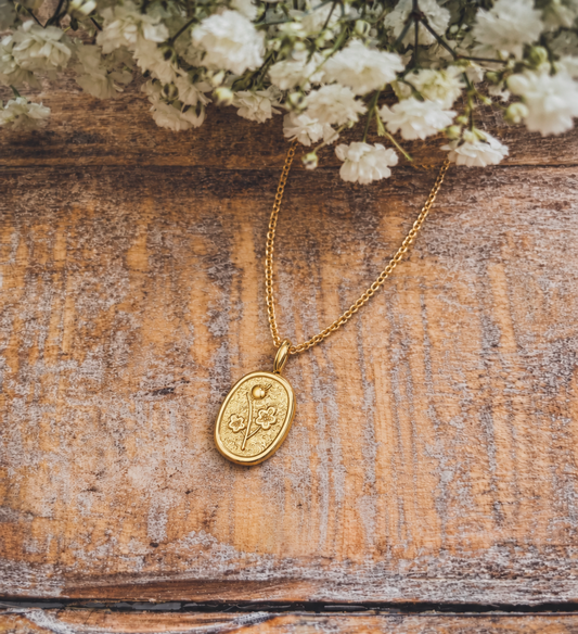 Vintage Floral Pendant Necklace