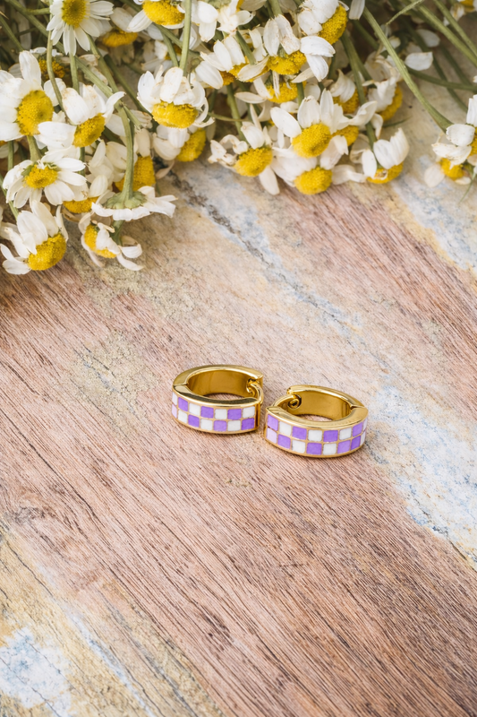 Adorable and Fun Purple and White Checkered Huggies