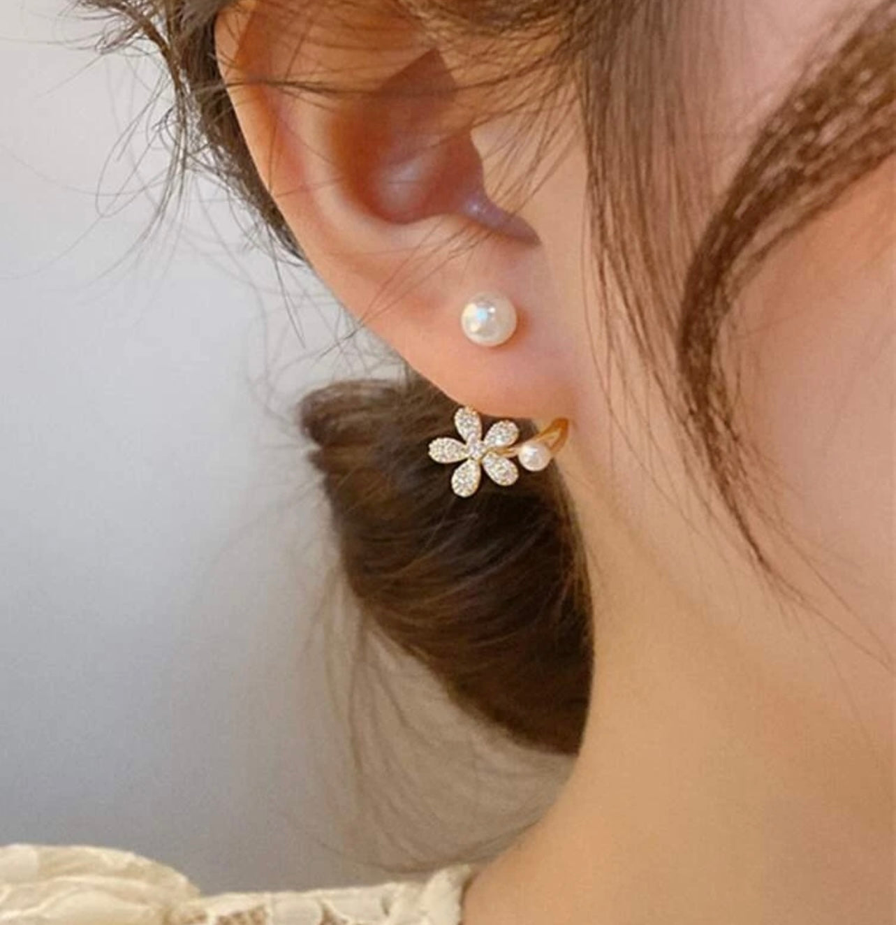Beautiful Pearl and Crystal Flower Jacket Earrings