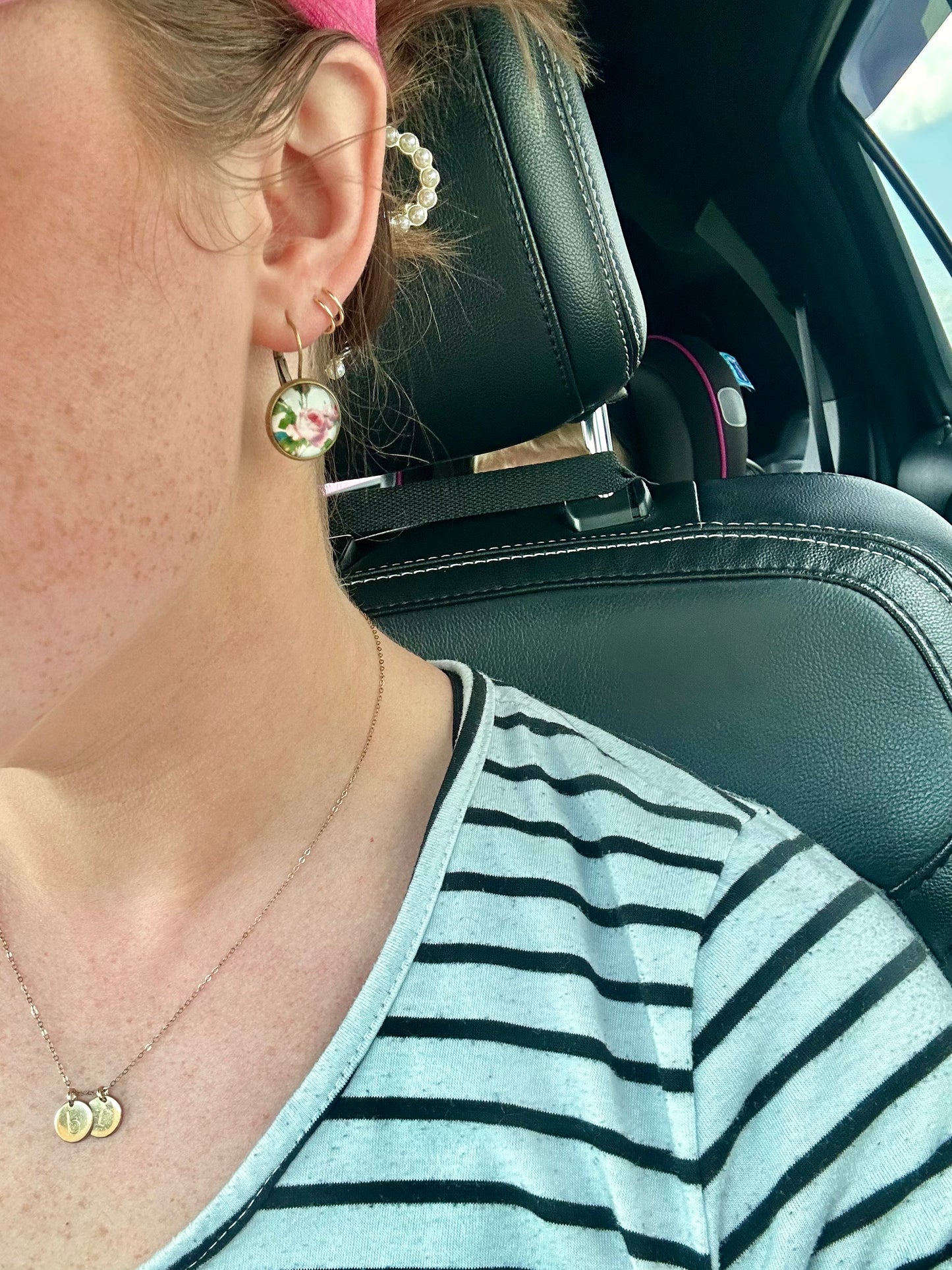 Beautiful Vintage Rose Earrings