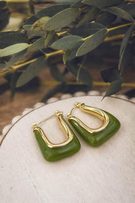 Beautiful Vintage Acrylic Earrings