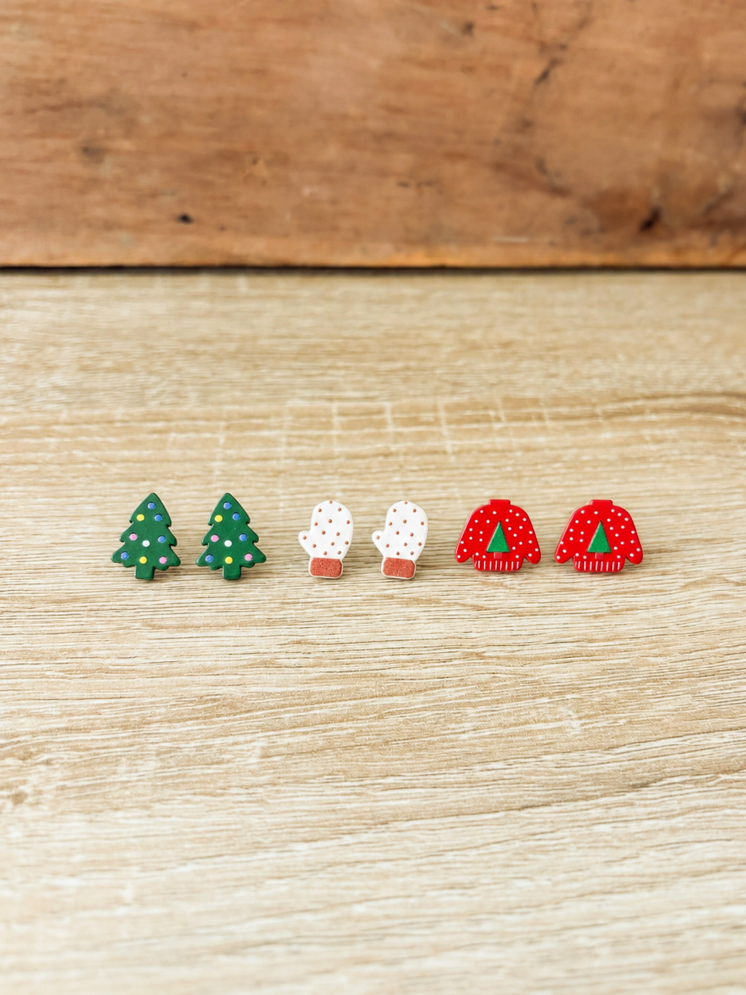 Cozy Christmas Stud Earring Set