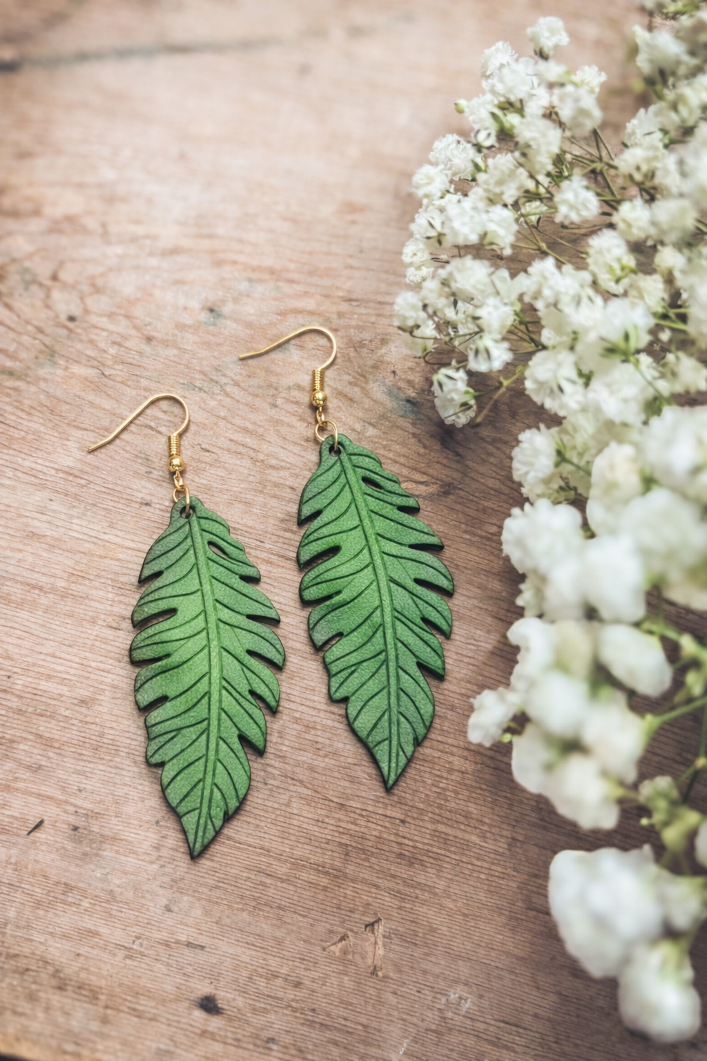 Beautiful Green Wood Leaf Earrings