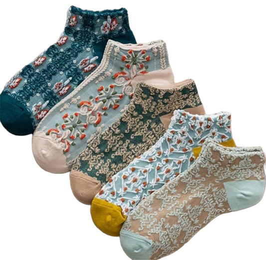 Adorable 5 Pair Women’s Socks